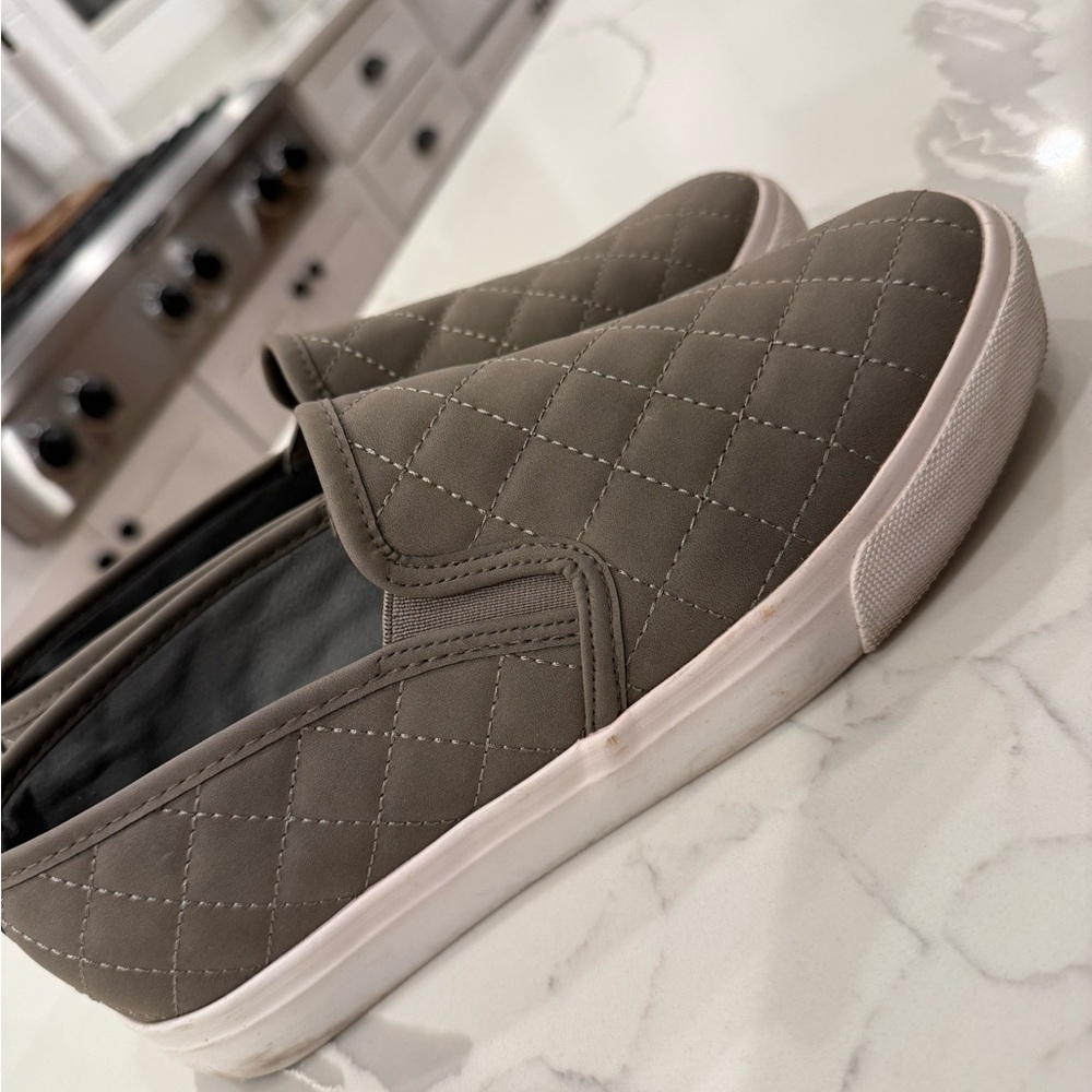 Jenn Ardor Quilted Slip-On Loafers - Taupe